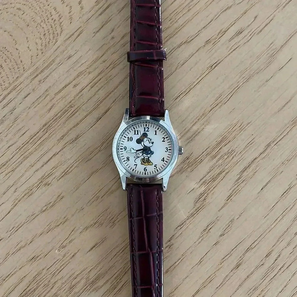 Disney Parks Women’s Classic Minnie Mouse Burgundy Leather Strap Slim Watch - Picture 3 of 8